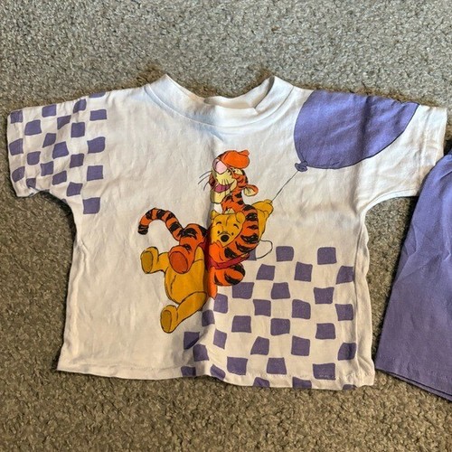 Disney Winnie the Pooh Conjunto de Camisa y Pantalones Cortos Tigger Púrpura Blanco 18 Mos Conjunto - Imagen 2 de 7