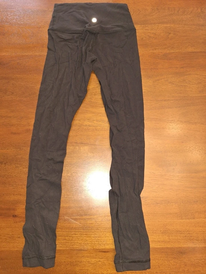 Leggings Lululemon Align 25" cintura alta preta tamanho 2 - Imagem 2 de 4