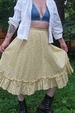 1970s Calico Floral Prairie Skirt Butter Yellow Cotton Size Medium Vintage