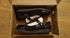 NEW Black Kickers