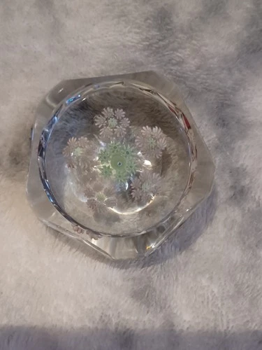 Rare Peter Mcdougall glass Paperweight Amazingly intricate millefiori flowers