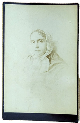 Antique 1800s Portrait Photo of Mrs. M. E. Elzey   ID d Woman   4x6.5''