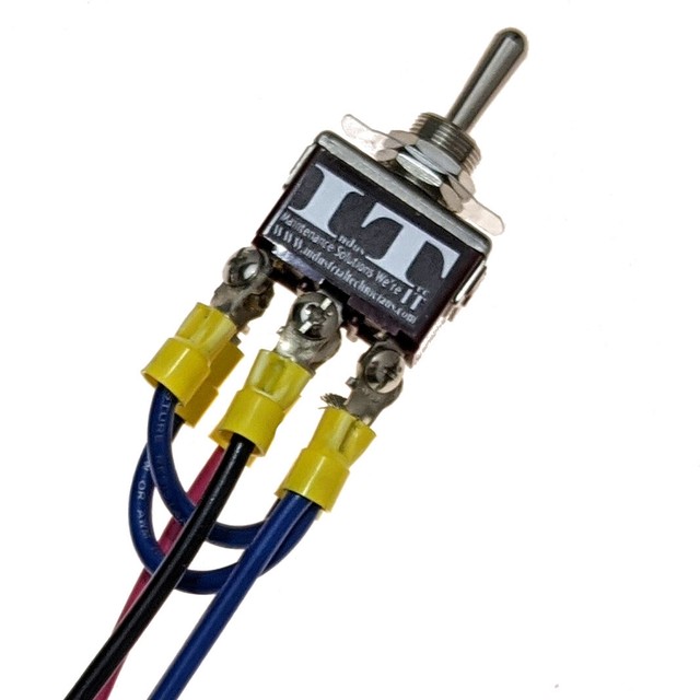 IndusTec Toggle Switch 3 Pos DPDT Motor Polarity Reversing Momentary