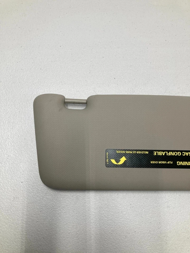 09-12 Parasol delantero izquierdo Audi Q5 OEM 8K0857551L AW7 Foto 3 de 4