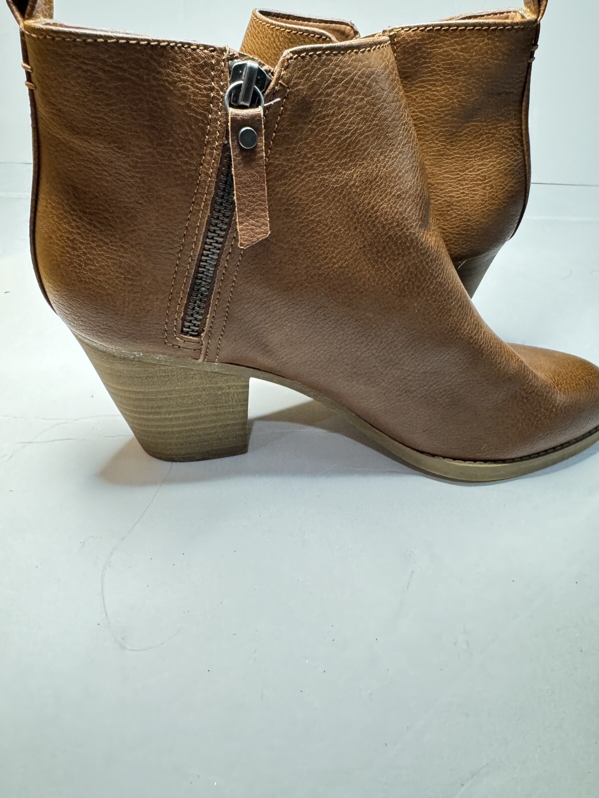 Universal Thread Two Side Zip Ankle Boots Color T… - image 6