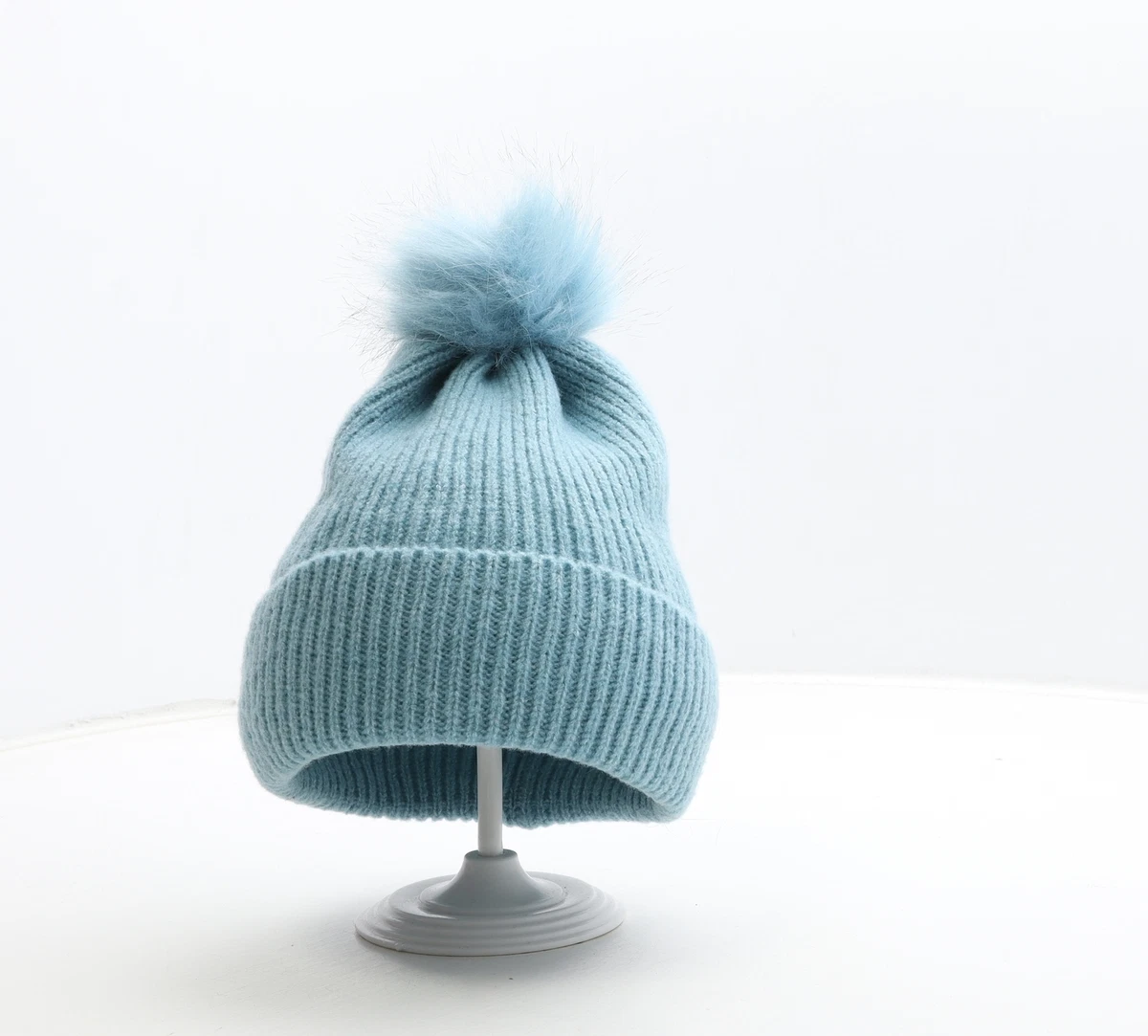 primark bobble hat