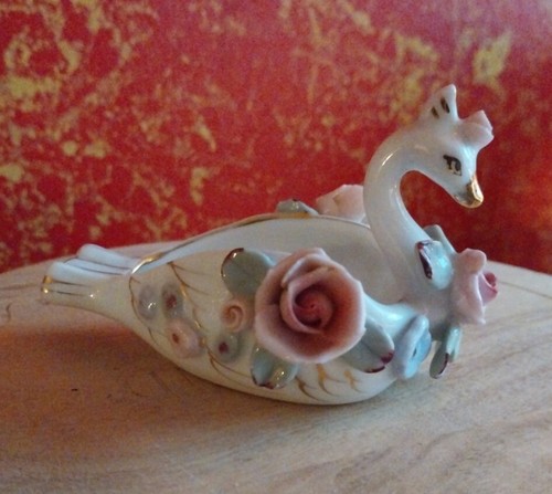 Vintage LEFTON China Porcelain Trinket Dish Hand Paint Flowers Swan Ring Holder