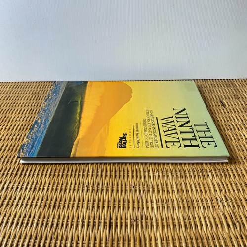 Revista The Ninth Wave Surfing World Doherty Illustrated HC True Stories - Imagen 4 de 10
