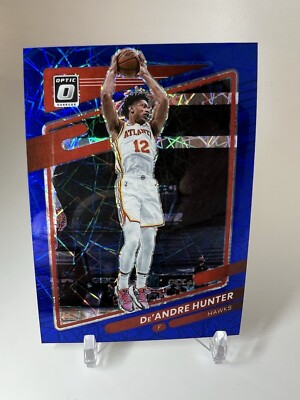 De'Andre Hunter 2021-22 Panini Donruss Optic Blue Velocity Prizm #13 Hawks
