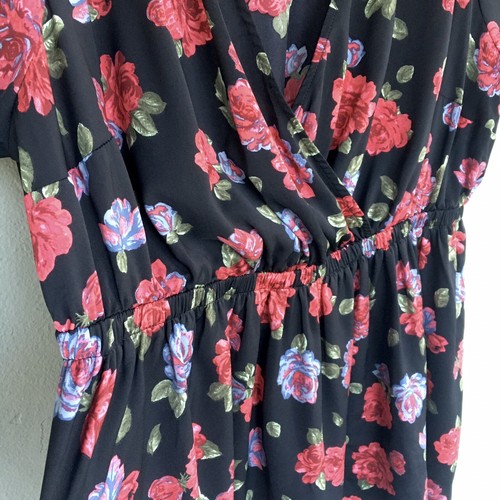 New Torrid Top 1X Black Red Floral Babydoll Surplice V-Neck Whimsigoth Cottage - Picture 5 of 12