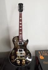 Metallica • Exclusive Mini Guitar 