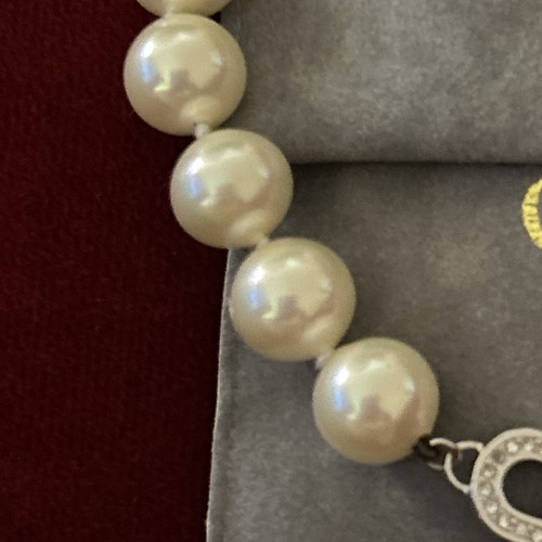 Christian Dior Vintage Large White Round Pearls Logo CD Crystals Necklace - Picture 3 of 12