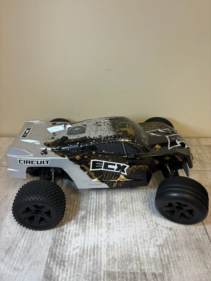 ECX Circuit 1/10 2wd Stadium Truck Brushed ARTR RC Stadium Truck Roller - Tested - Image 2 of 4
