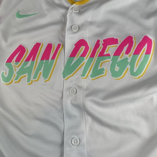 Genuine Merchandise Nike Men's San Diego Padres Tatis Junior Large Jersey - Picture 10 of 15