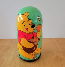 Winnie The Pooh Green Wooden Nesting Dolls Set of 5 Piglet Eeyore Tigger Bee