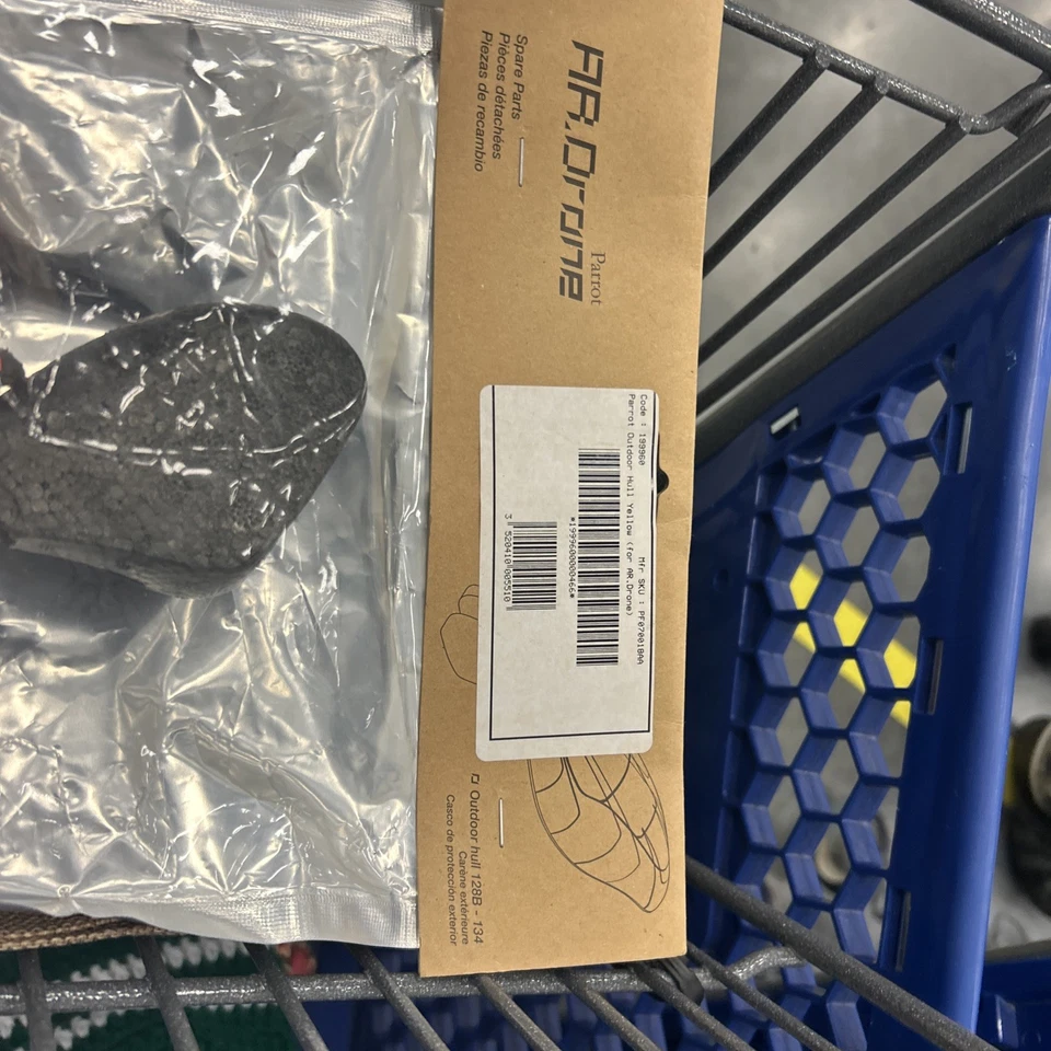 New Parrot Outdoor Hull Genuine AR.Drone 2.0 Drone No. 128B-134 Yellow & Orange - Image 3 of 4