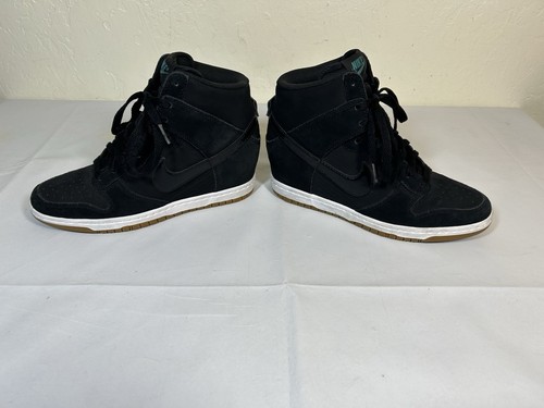 Nike Dunk Sky Hi Essential Shoes Womens Size 8.5 Black Suede Lace Up Wedge - Picture 6 of 10