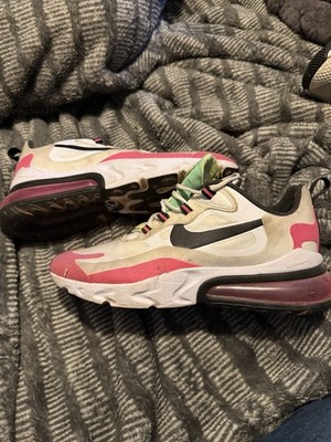 Authentic Nike Air Max 270 React / Womens / White / Black-Hyper Pink / NIB