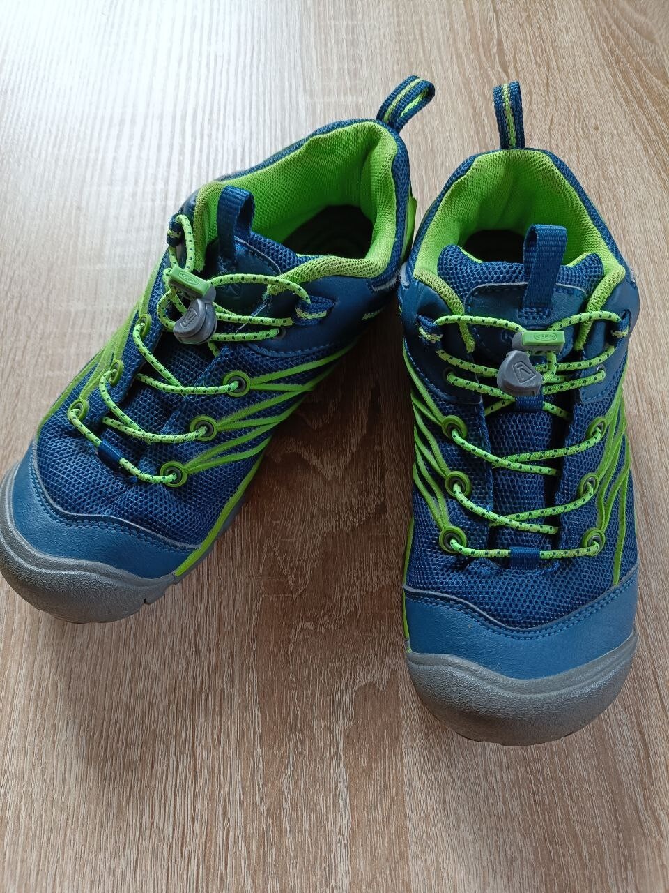 Stivali da trekking donna KEEN taglia 23 5 resistenti e comodi ottime condizioni