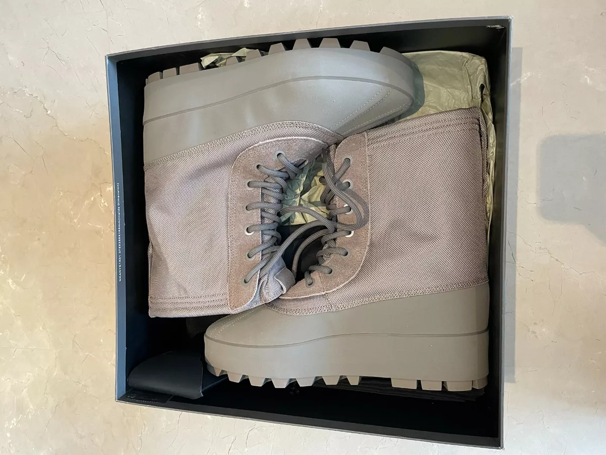 støvle Mindre end Brokke sig Brand New In Hand Yeezy 950 Moonrock Boots Size 10 | eBay