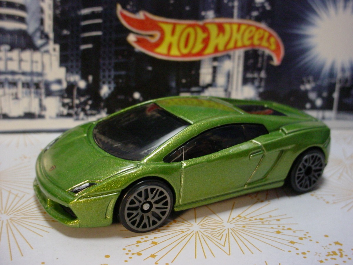 うぃる　廃盤　pg4 2024 Hot Wheels LAMBORGHINI GALLARDO LP 560-4☆pearl green☆Multi