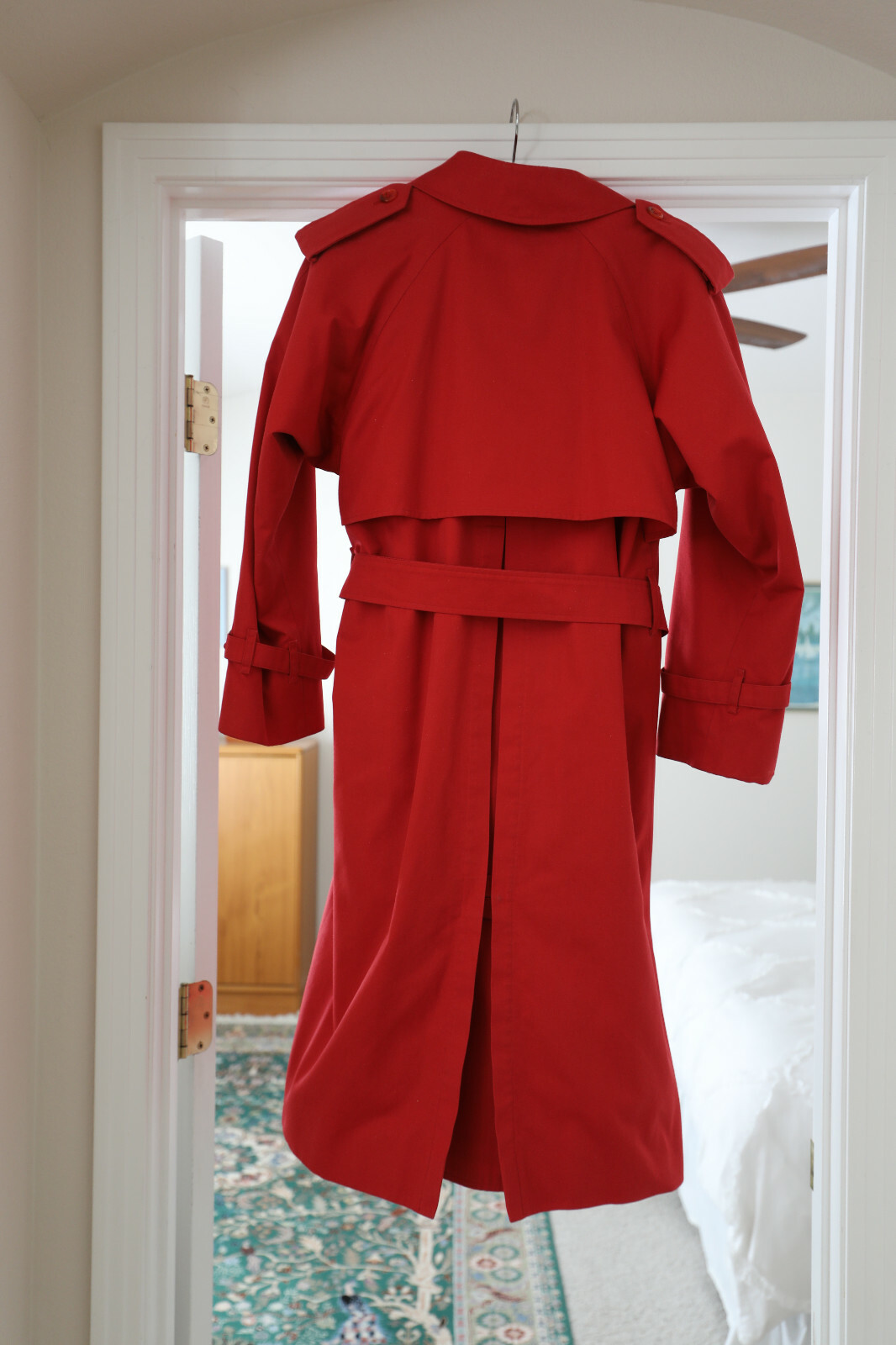 Original Vintage Burberrys Trench Coat Red SIZE 4L Women’s with Wool