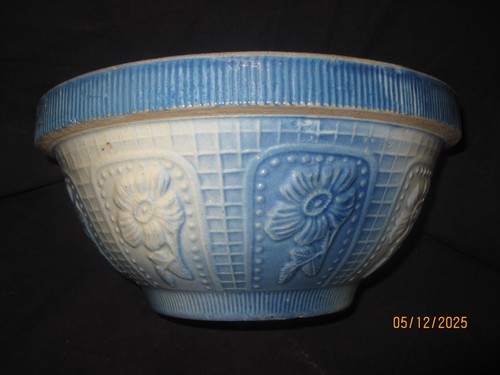 Vintage Blue & White Cosmos Stone Ware Mixing Bowl Pottery 10"