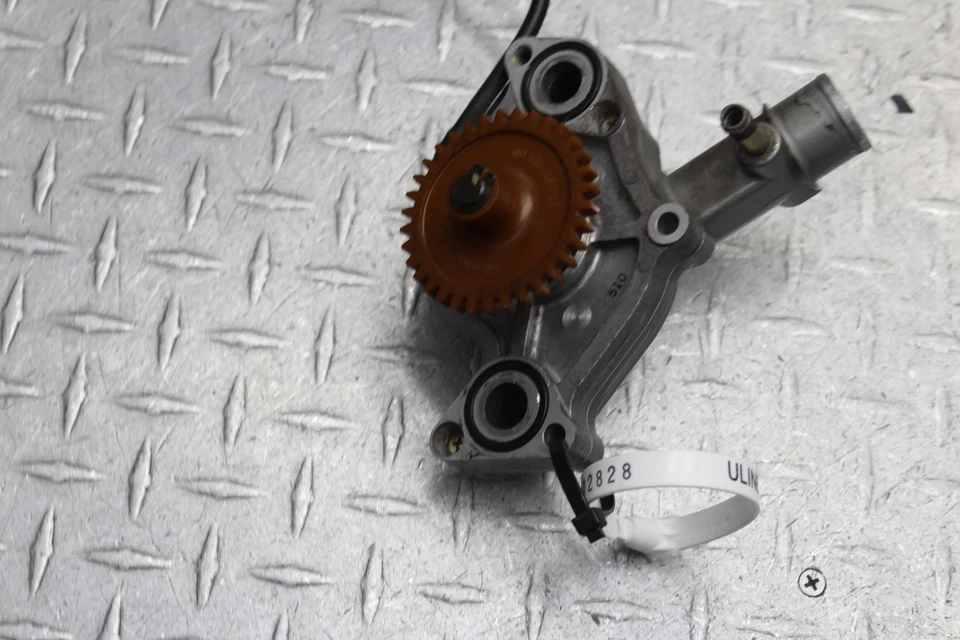 2005 铃木 SV650 发动机水冷泵  — 第 2/4 张图片