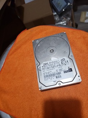 IBM Deskstar HDD IC35L020AVER07-0 07N6912 19K1555 20.4GB IDE 7200RPM Hard Drive