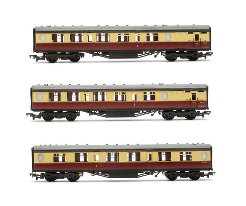 BACHMANN "OO" SPUR 3 STÜCK BR PURPURROT/CREME KORRIDOR/VERBUND-REISEZUGWAGEN