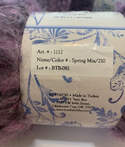 Yarn Bee Boucle Traditions Brushed Spring Mix Yarn, Lot Of 3, #210 - Picture 4 of 5