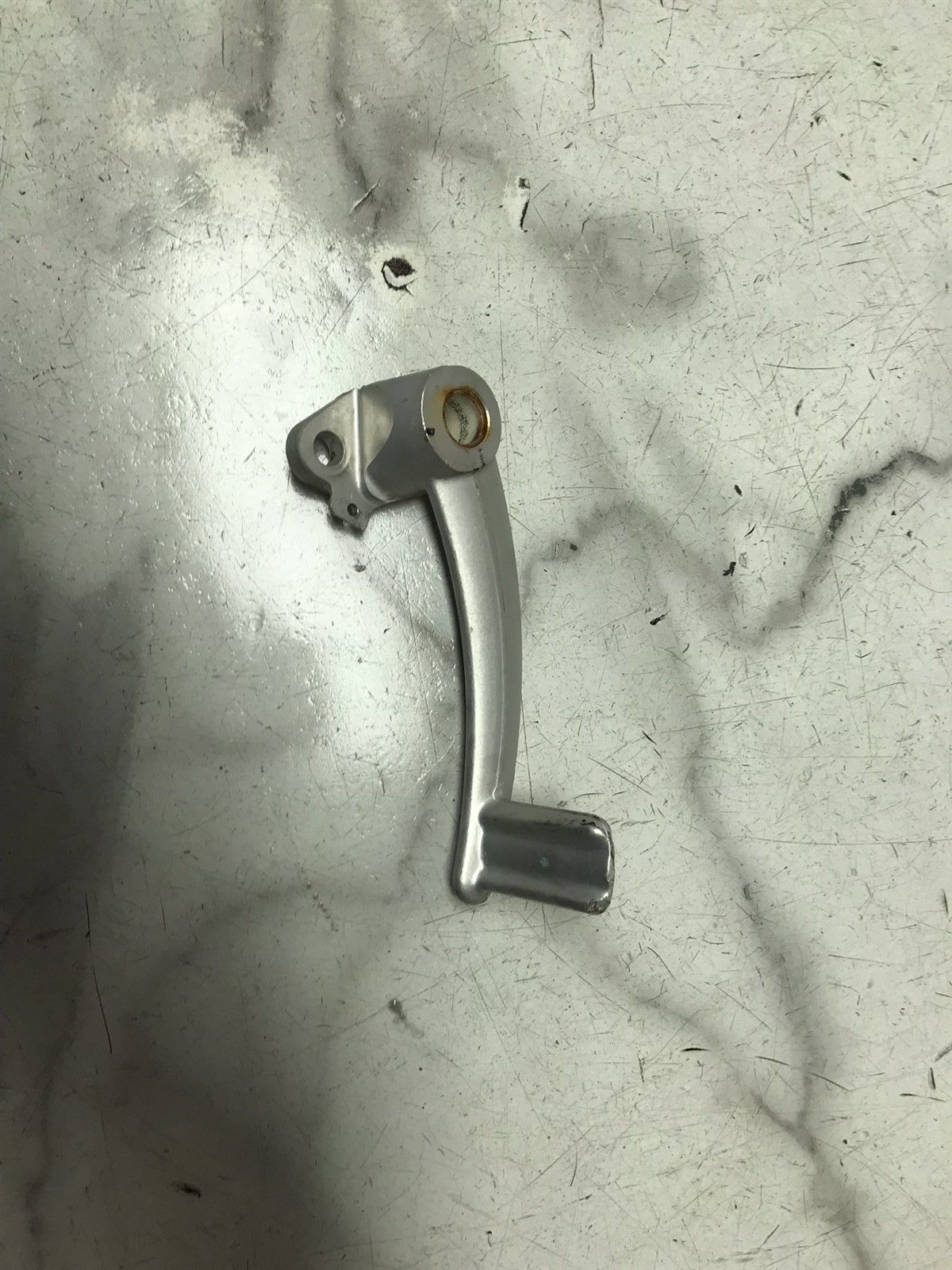 10 Triumph Thruxton 900 rear back foot brake pedal lever