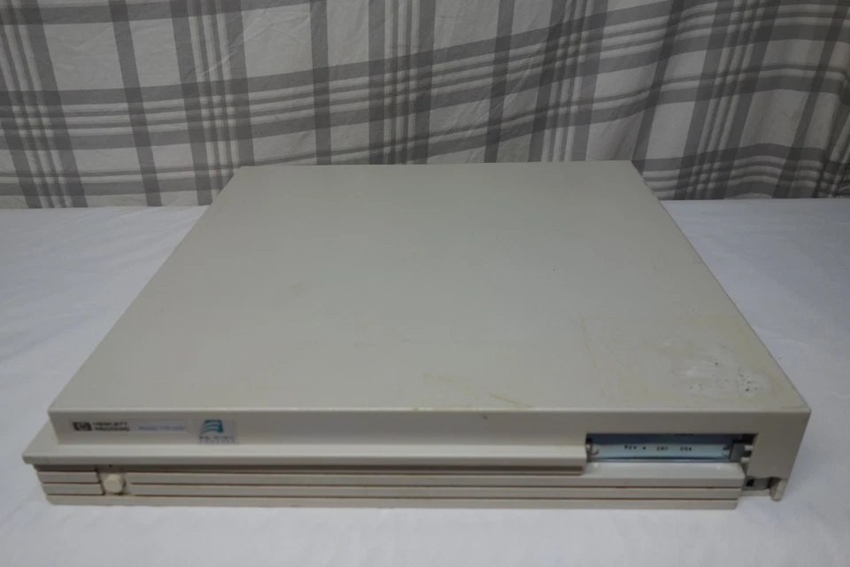 Hewlett Packard HP 712/100 Workstation A2615A - Image 2 of 4