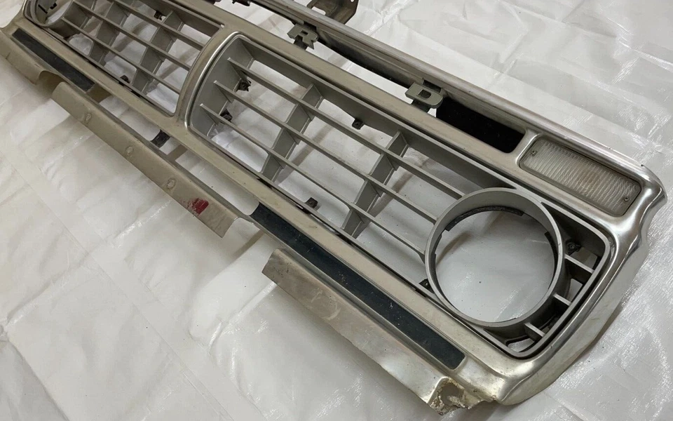 73-77 Ford Truck Grill Parking Lights Letter Emblems Frame Inserts Molding Trim - Изображение 4 из 4