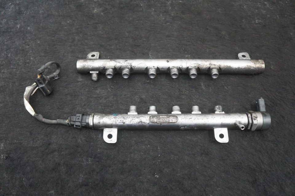 Juego de tubos de inyección de combustible izquierdo derecho 12651989 Chevrolet Silverado 3500 11-16 Foto 2 de 4