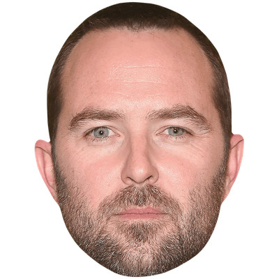 Sullivan Stapleton (kurze Haare) großer Kopf. Größer als das Leben Maske.