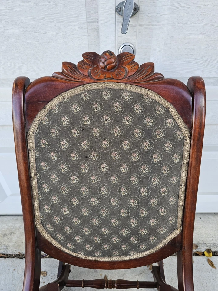 Antique Victorian Mahogany Folding Rocking Chair Original Floral Tapestry! Rare! - Image 4 of 4