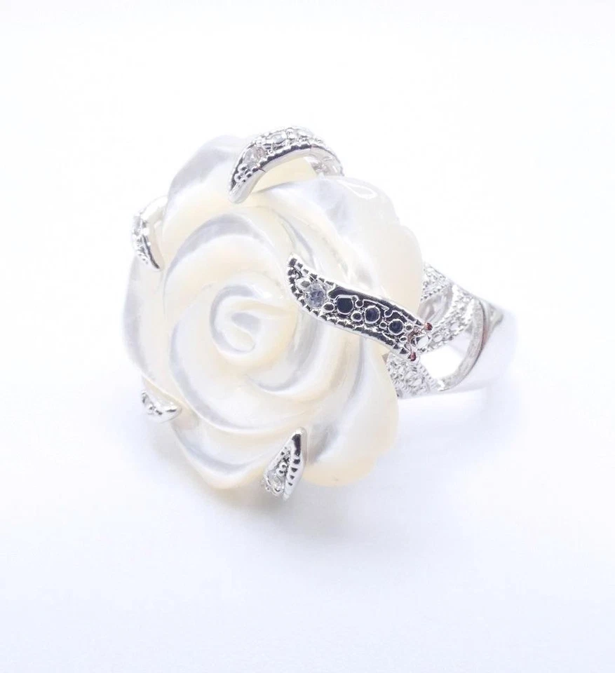 LUJOSO Anillo Grueso Chapado en Oro Blanco 18kt Cristales Madre Flor Rosa Foto 4 de 4