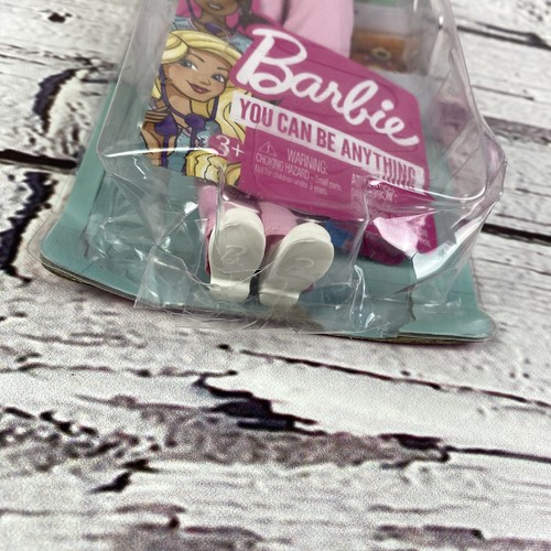 Barbie You Can Be Anything Nurse Doll and Accessories 2020 Mattel - Picture 6 of 7
