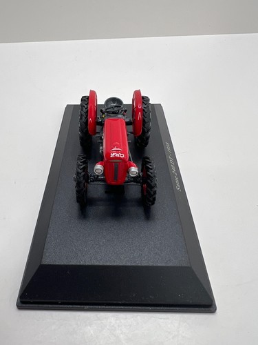 UNIVERSAL HOBBIES 1/43 CLASSIC 1958 SAME 240 DT DIECAST MODEL TRACTOR - Picture 14 of 16