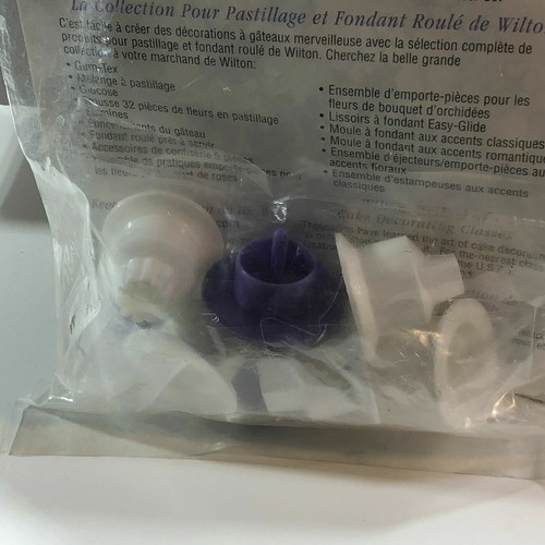 1997 Wilton Floral Accents Cutter/Ejector Set New in Bag - Picture 5 of 6