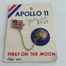 Apollo 11 First on the Moon Landing Brooch Pin Enameled Flag 07/20/1969 Notes