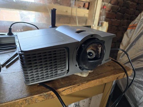 Smart UF55 Projector Beamer, Modell: SBP-10X, 100-240V, Nicht Geprüft - Picture 5 of 9