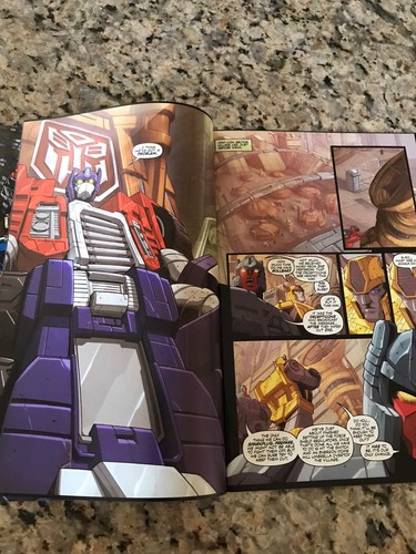 TRANSFORMERS ARMADA # 1 COMIC 1ST PRINTING 2002 - Picture 6 of 8