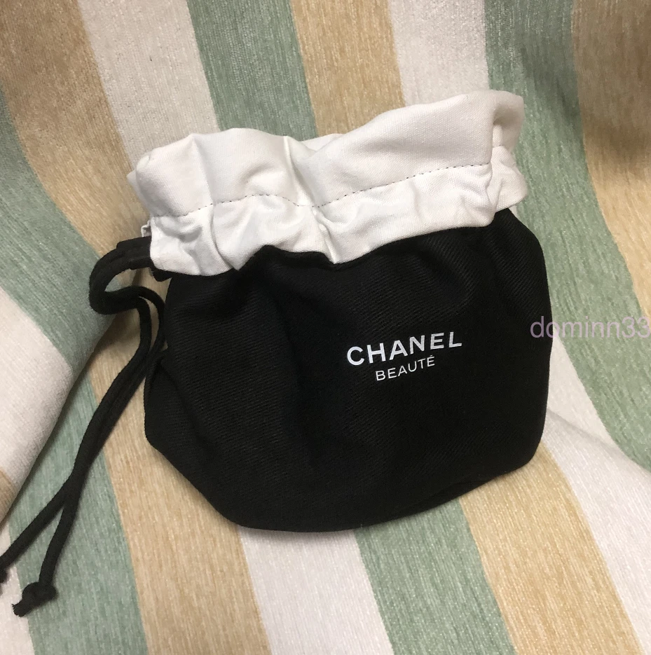 CHANEL WHITE Cosmetics Makeup Bag Clutch