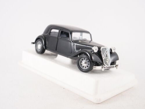 Burago Bburago n° 1501 1/24 Citroën Traction 15CV TA jamais sortie en boite - Imagen 16 de 18