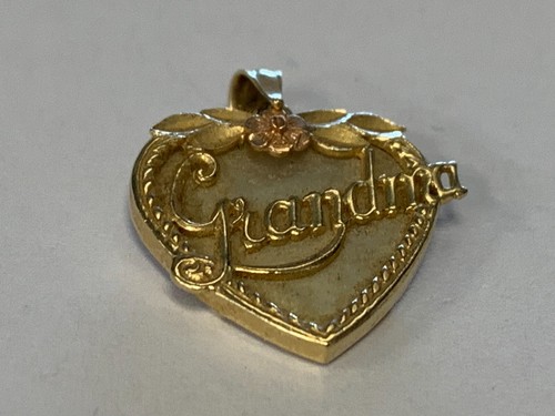 14k GRANDMA YELLOW gold 2GR pendant estate