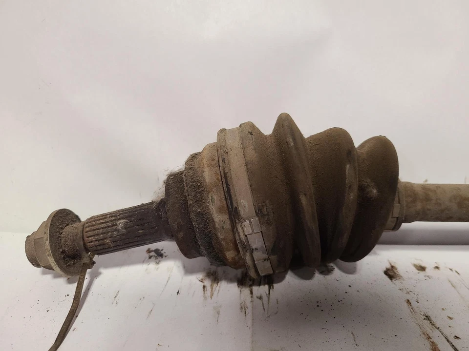 Eje de transmisión derecho usado se adapta a: Mercury Tracer R 1989. AT grado derecho A Foto 3 de 4