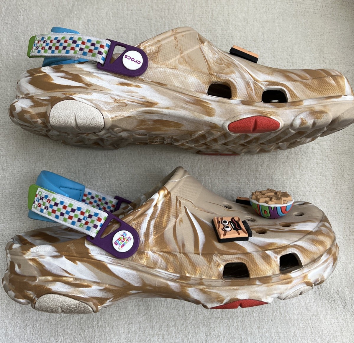 Crocs x Cinnamon Toast Crunch Classic Clogs M10 W12 General  display picture 1