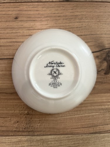 Noritake Lorelei 7541 Dessert Berry Bowls Set of (4) 4.75” Platinum Trim China - Picture 10 of 13